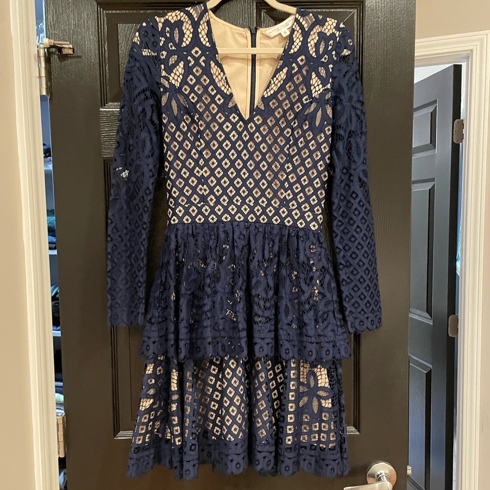 Allison Collection size S tiered navy lace long sleeve dress